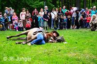 Slet čarodějnic 2009 - koňské show manželů Tomkových o přestávce soutěží