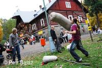 Perníkiáda 2009 - Mlynářský vrh pytlem do dálky